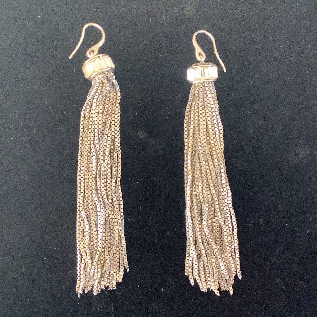 Henri Bendel Earrings 95$